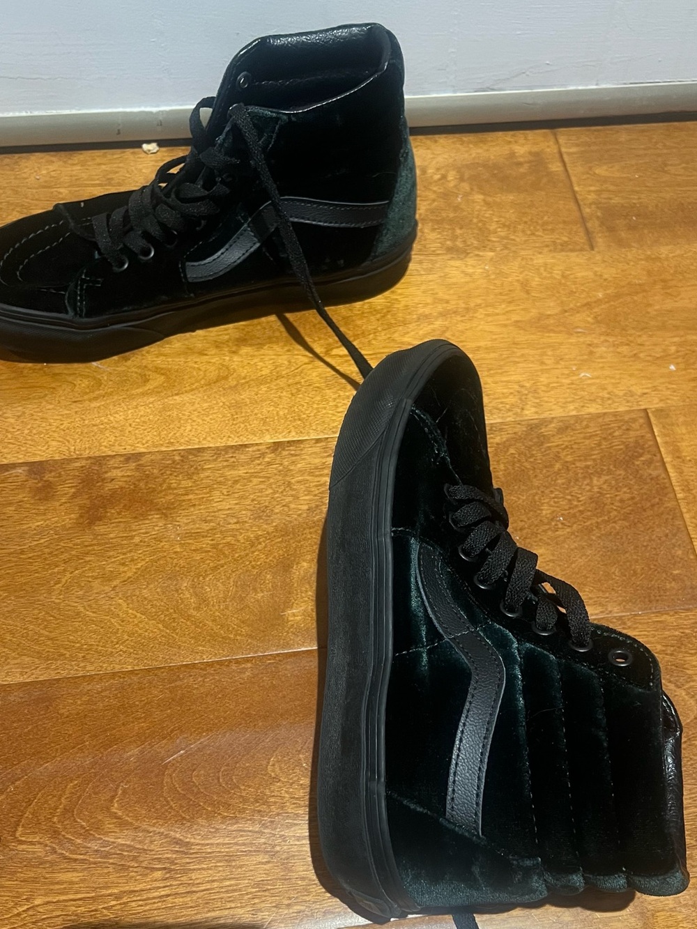 Vans Black & Dark Green Velvet High-Top Sneakers - Picture 2 of 6